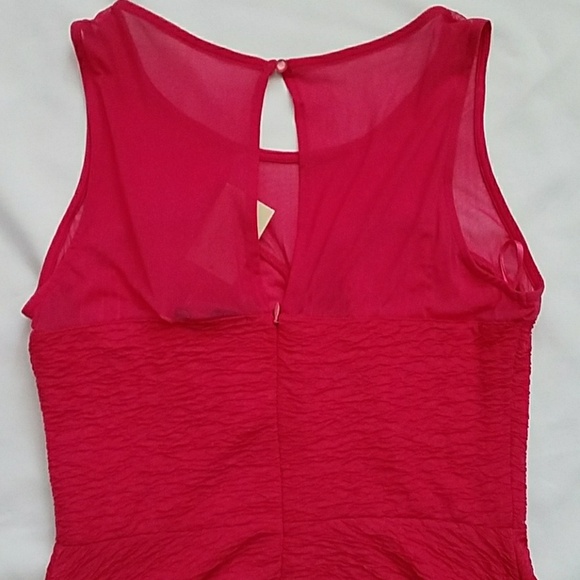 NEW GUESS fit & flare textured mesh pink dress SZ - Picture 3 of 3